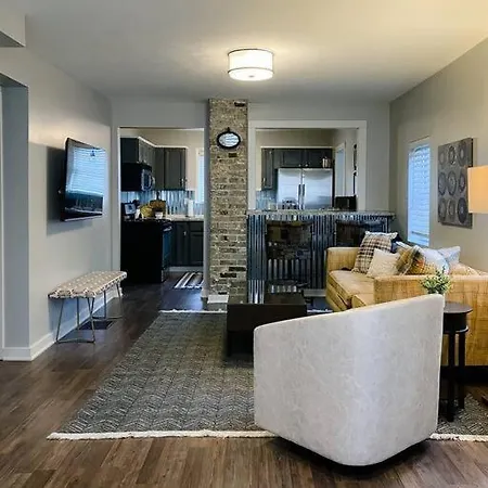 Dayton Station Villa